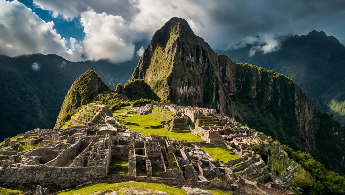 दुनिया के सबसे रहस्यमय ऐतिहासिक स्थल |The Most Mysterious Historical Sites in the World 4 Machu Picchu